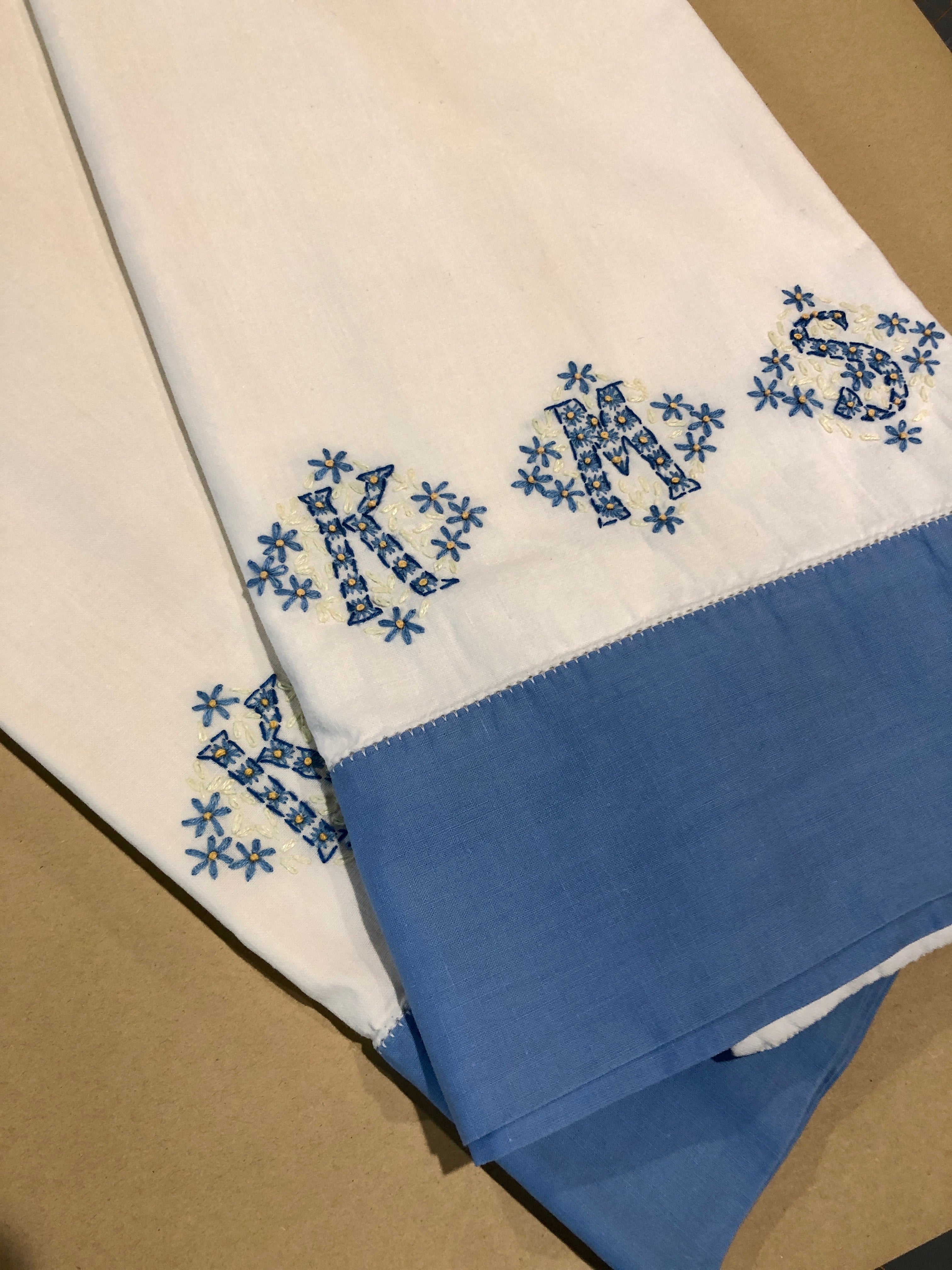 Vintage Linens, A Joy You can Share while Making an Impact